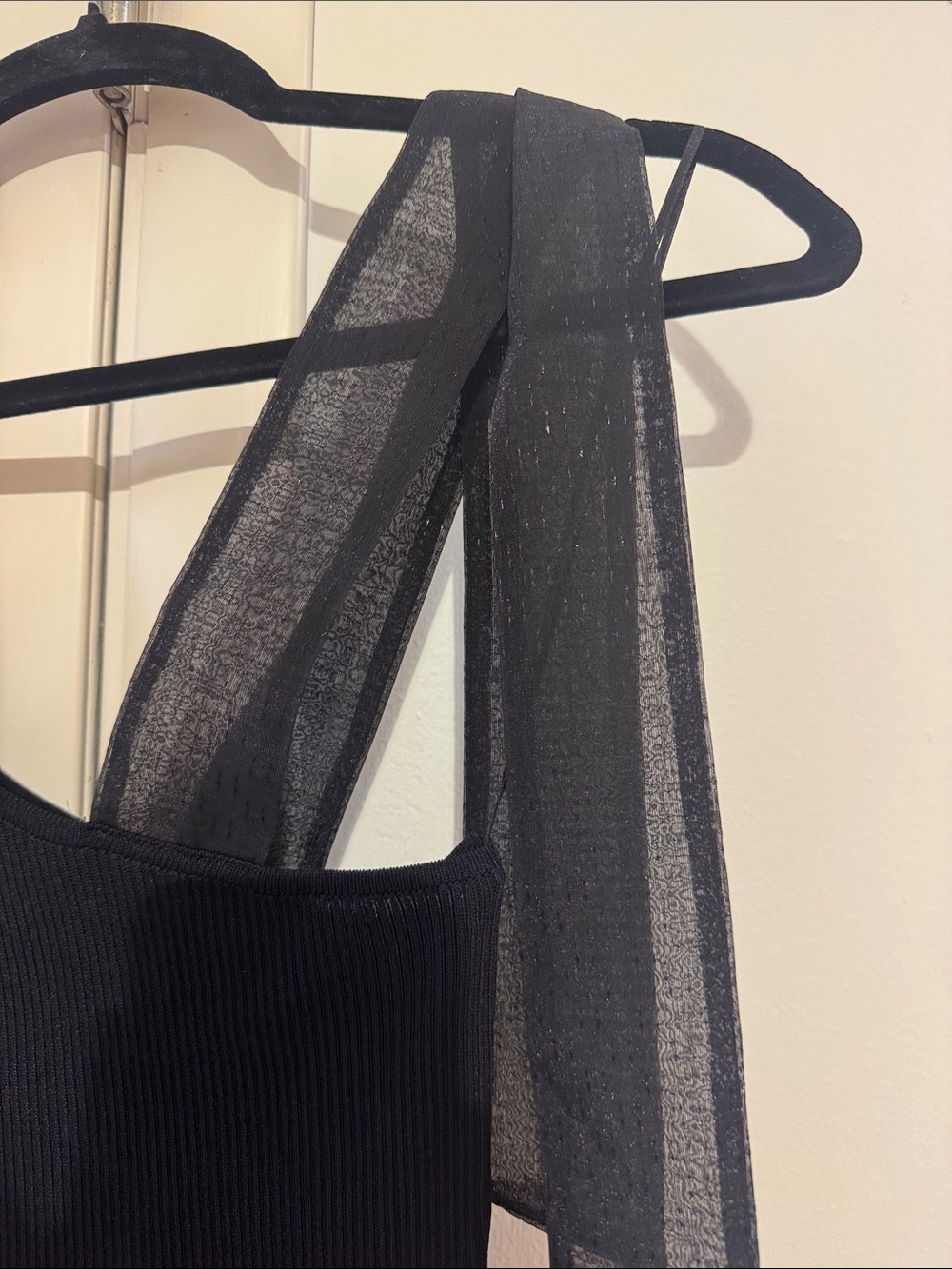 One Shoulder Tank - Picture 3 of 3